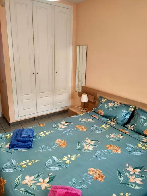 Piso En La Primera Linea Del Mar Con 2 Dormitorios เบนิดอร์ม ภายนอก รูปภาพ