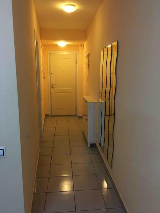 Piso En La Primera Linea Del Mar Con 2 Dormitorios เบนิดอร์ม ภายนอก รูปภาพ