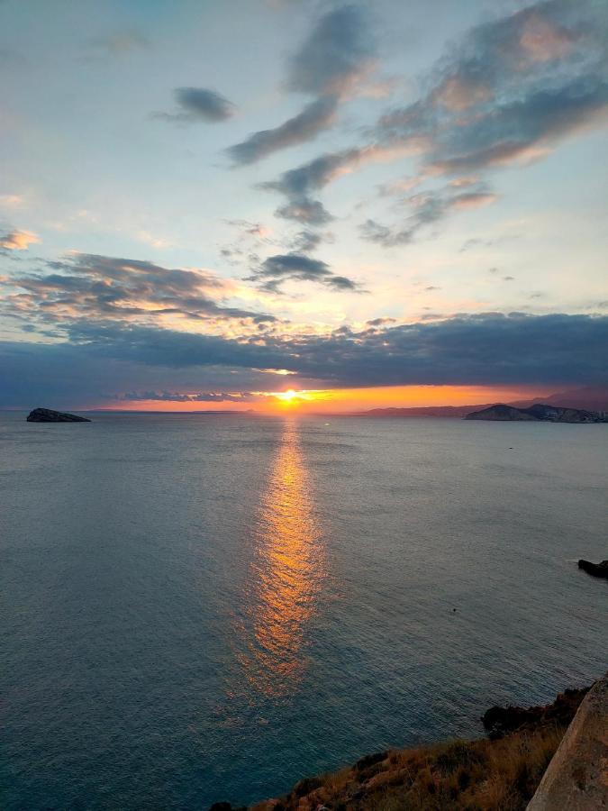 Piso En La Primera Linea Del Mar Con 2 Dormitorios เบนิดอร์ม ภายนอก รูปภาพ
