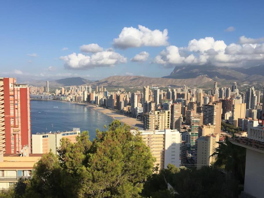Piso En La Primera Linea Del Mar Con 2 Dormitorios เบนิดอร์ม ภายนอก รูปภาพ