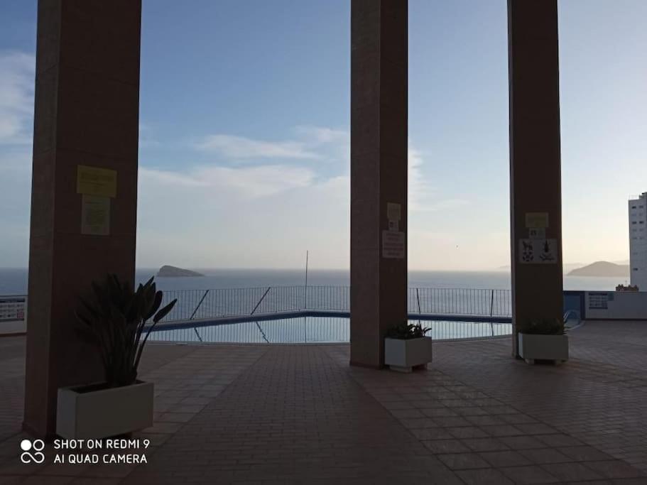 Piso En La Primera Linea Del Mar Con 2 Dormitorios เบนิดอร์ม ภายนอก รูปภาพ