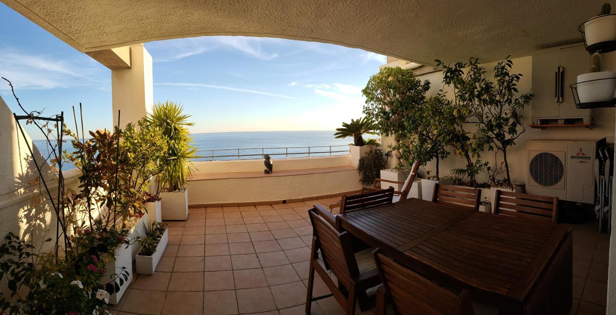 Piso En La Primera Linea Del Mar Con 2 Dormitorios เบนิดอร์ม ภายนอก รูปภาพ
